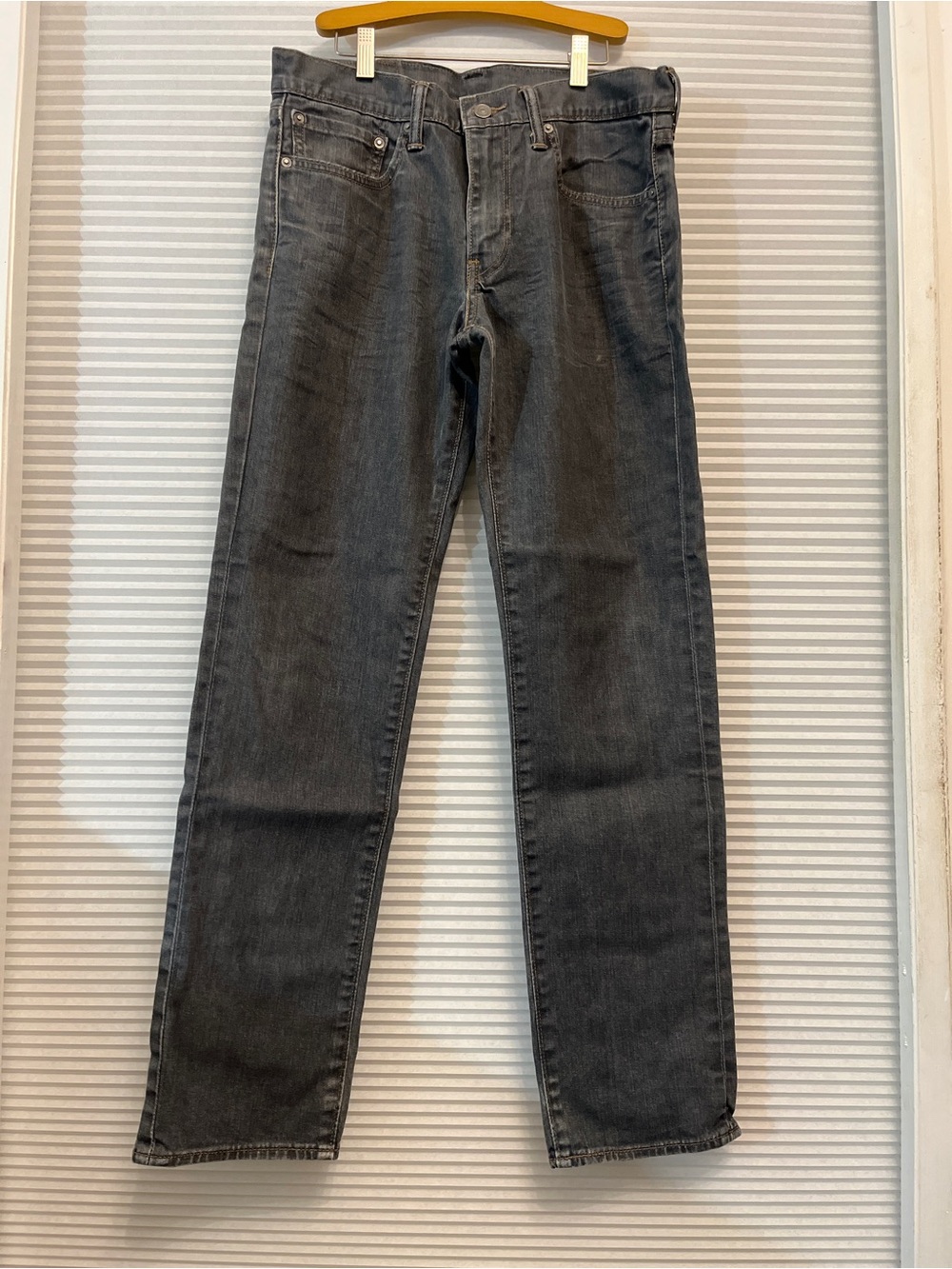 Levi's Men's Straight Jeans — Charcoal Gray Denim